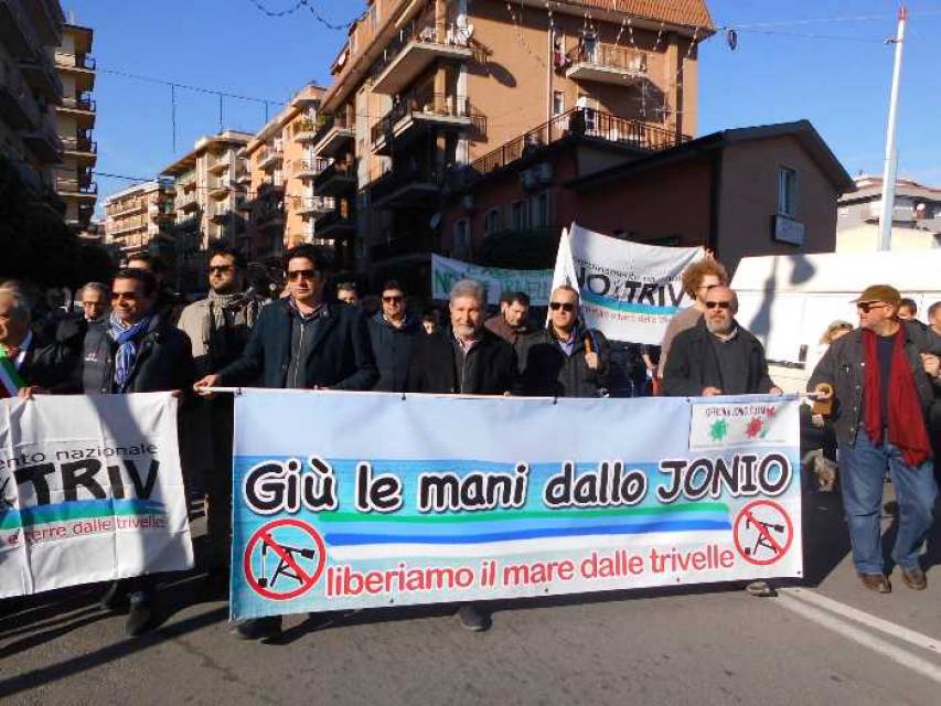 Trivellazioni nel Mar Jonio, la Provincia di Cosenza si oppone