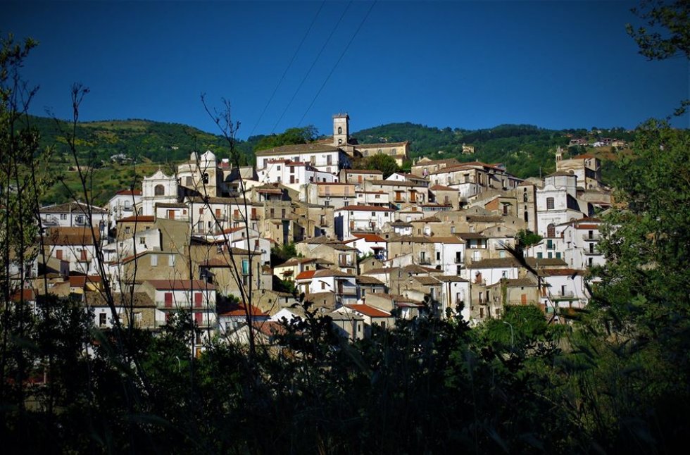 A Luzzi aumentano i contagi. Convocato per oggi un tavolo tecnico in municipio