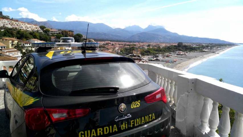 Controlli della Guardia di Finanza sui B&amp;B del Tirreno. Molti sono risultati irregolari