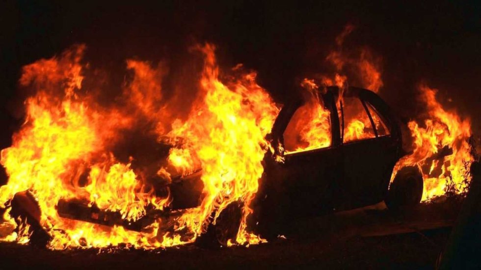 Continuano gli incendi notturni sul territorio