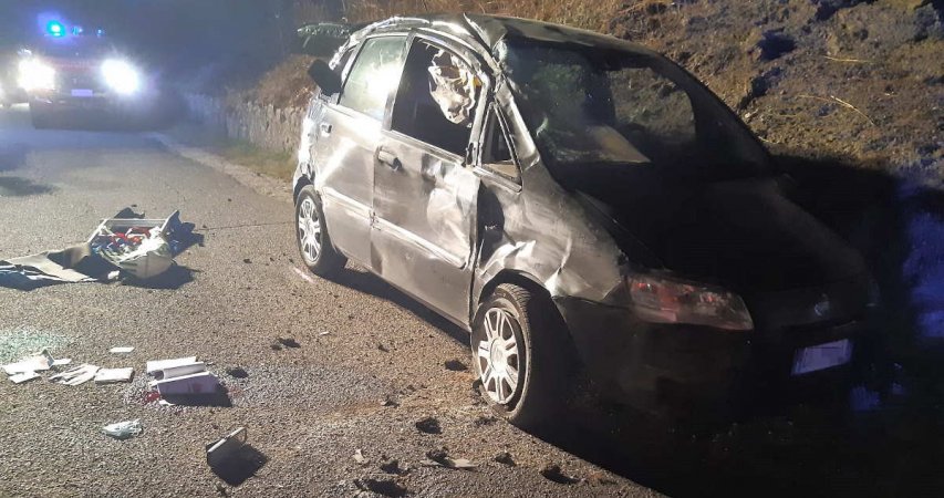 Incidente sulla Sp241 a Tarsia, muore una giovane donna