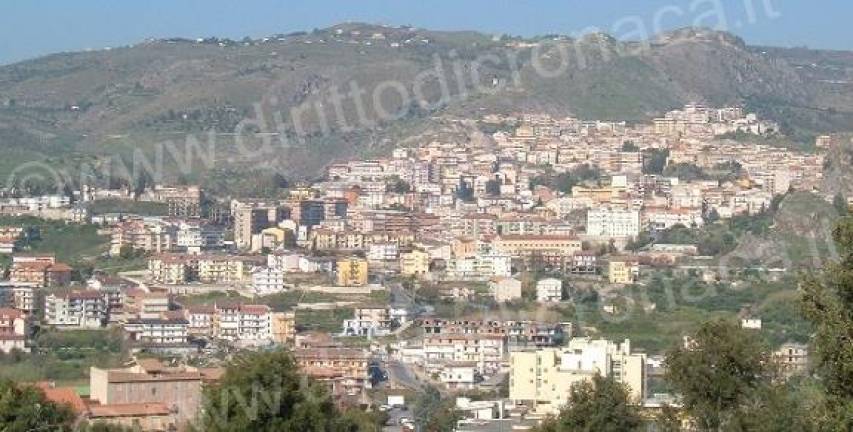 Cimitero di Cassano, Pescia denuncia lo stato di abbandono