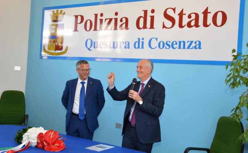 Il capo della Polizia Franco Gabrielli in visita a Cosenza