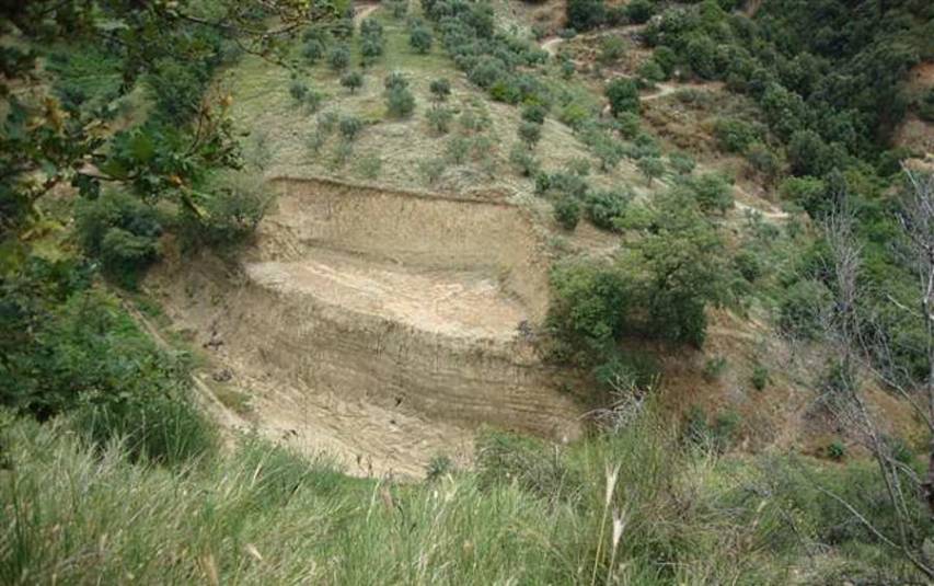 Sequestrato a Luzzi sbancamento abusivo dal Corpo Forestale