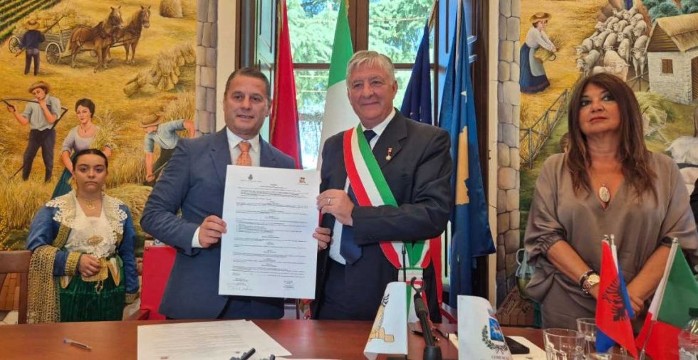 Siglato il Patto di Gemellaggio tra San Demetrio e Lezhë