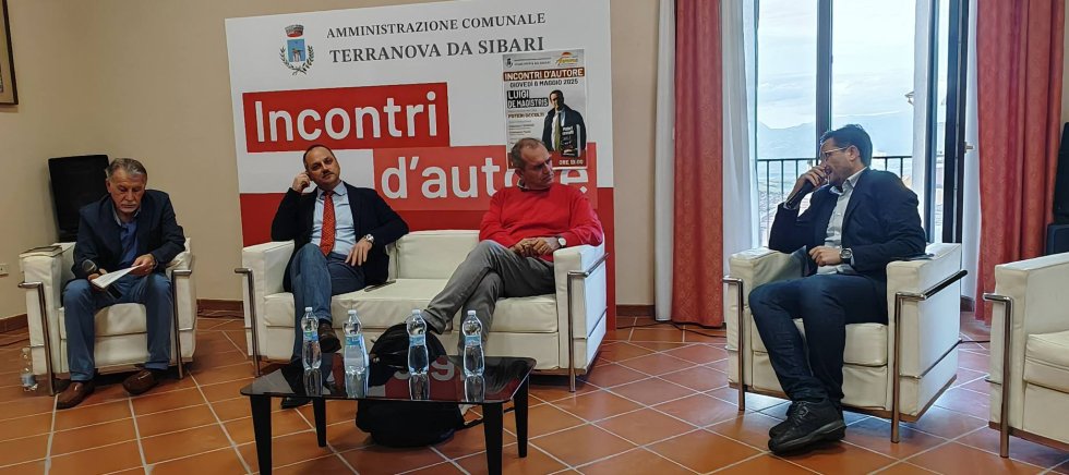 ll magistrato Luigi De Magistris a Terranova da Sibari