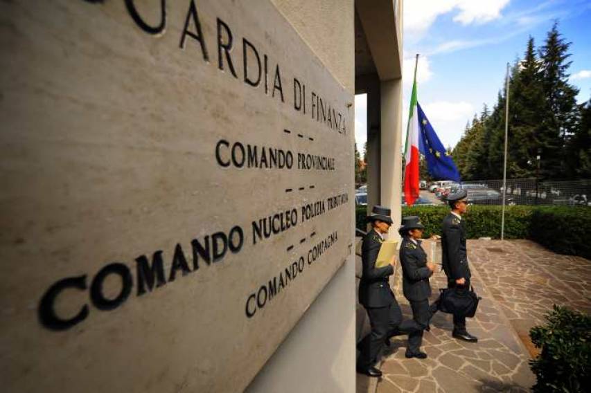 Due concessionarie del cosentino al centro di una frode per 1 milione 270 mila euro