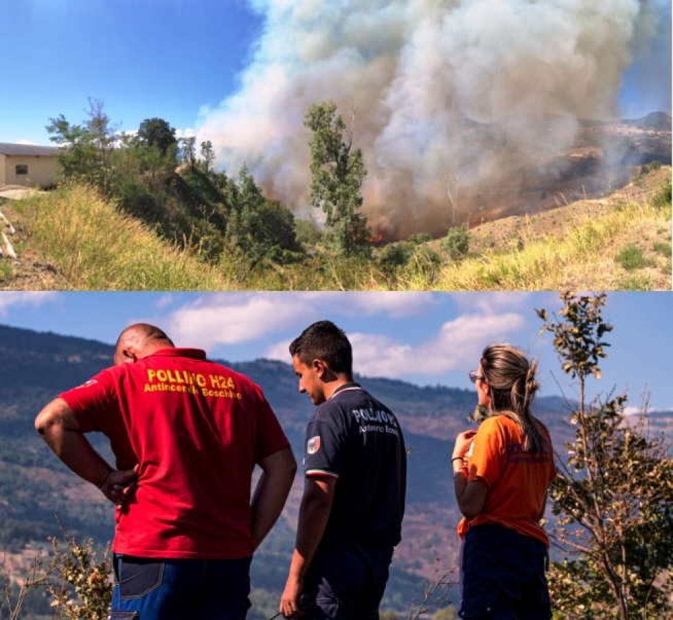 Il fumo sprigionato dall'incendio ed i volontari che indicano il percorso del fuoco 