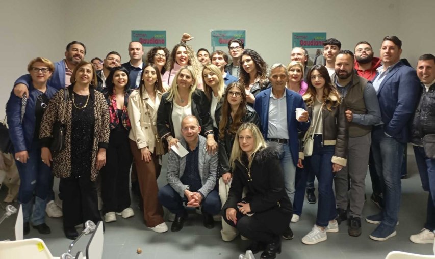 Nomina Bloise, la protesta dei giovani con Gaudiano