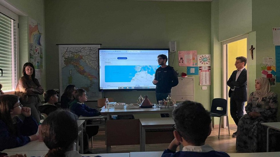 Dai banchi al Marocco, lezioni di integrazione a San Basile