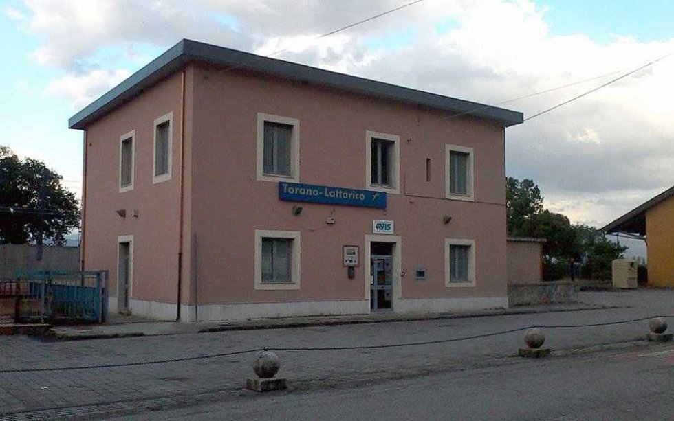 La stazione Torano - Lattarico 