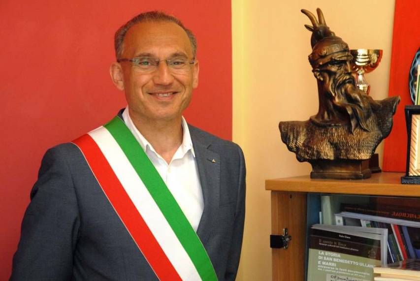 Il sindaco Gennarino Russo