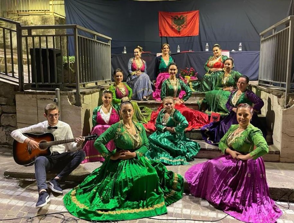 La poesia di Bellizzi e le voci dei Cantores. Serata evento a S.Martino di Finita