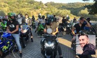 L’addio a Davide Pisano tra il rombo delle moto e confetti bianchi