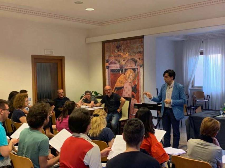 Il luzzese Angelo D'Ambrosio tra i pochissini calabresi diplomati in "Musica per Liturgia"