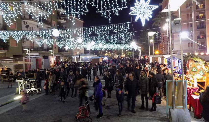 Inaugurati i mercatini di Natale a Rossano