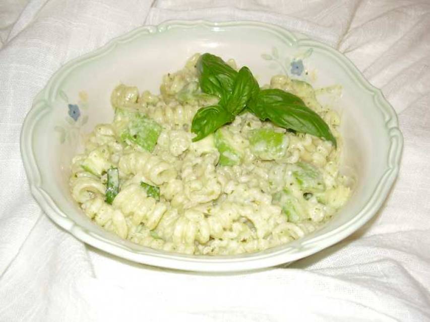 Pasta in verde e bianco