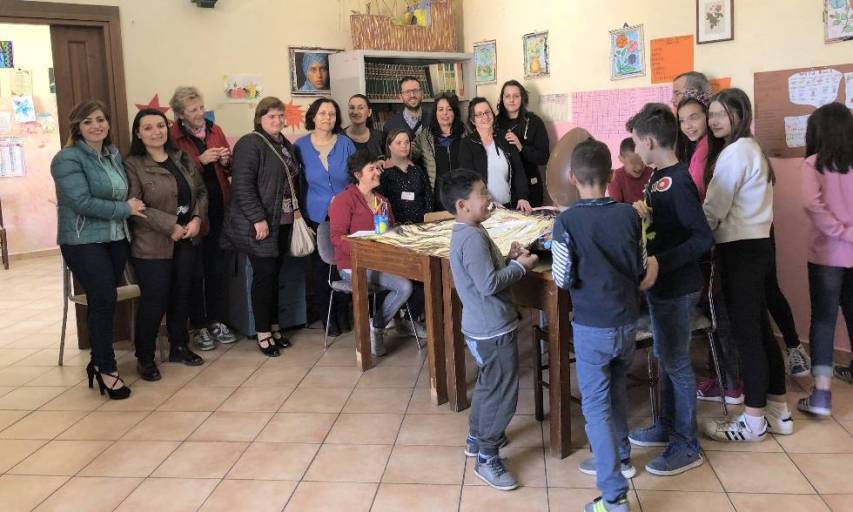 Festa di cioccolata e musica di Voci di Pace coi bimbi del Centro Diurno