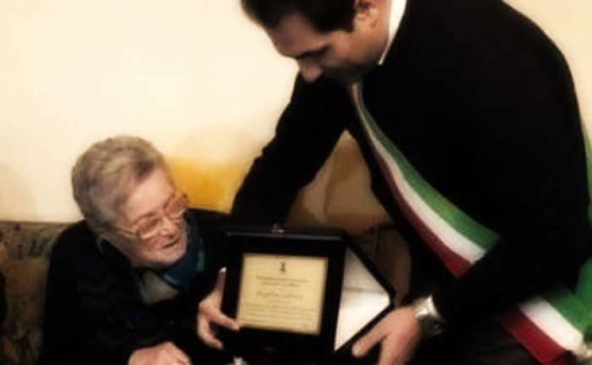 Nonna Nina compie 105 anni a Terranova da Sibari