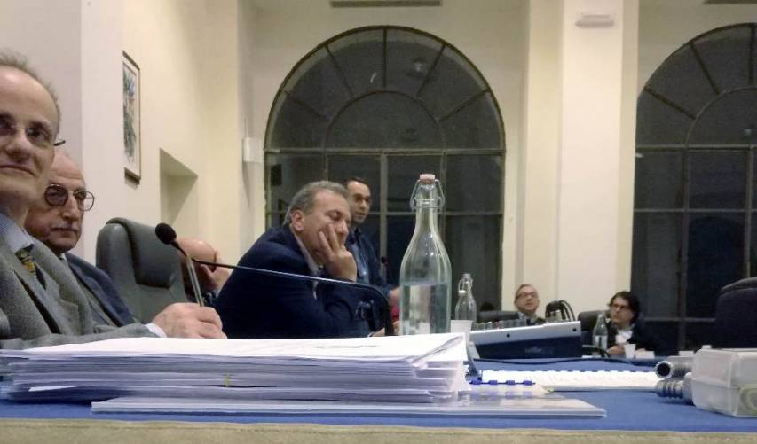 Il sindaco Lo Polito si salva col voto dell'indipendente Astorino