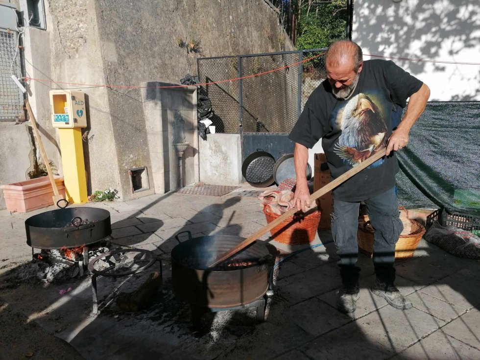 A Dipignano si festeggia la regina d’autunno. Torna la sagra della castagna