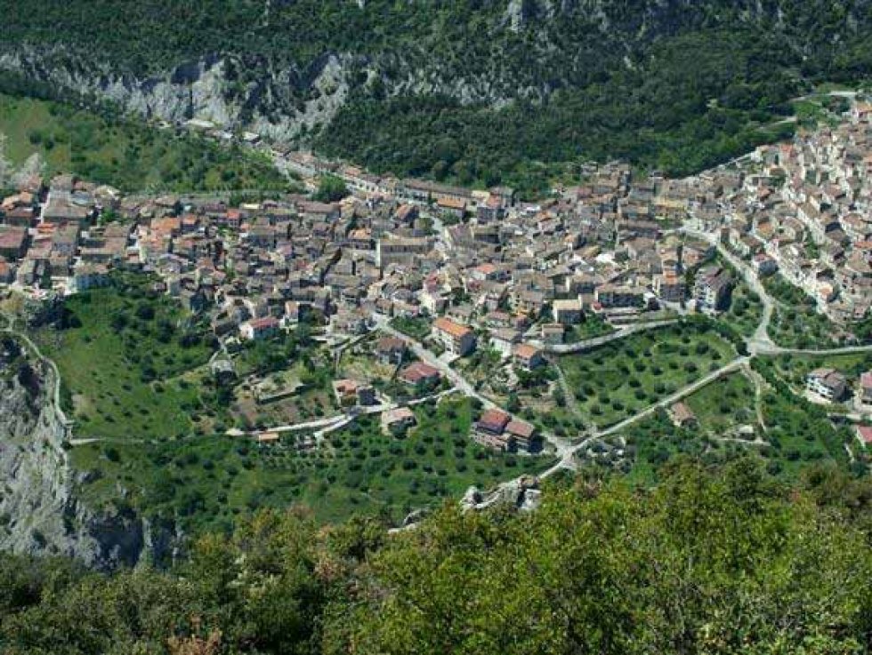 Civita accoglie il ritorno delle Vallje