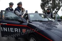 Ritrovano 500 euro e li consegnano ai Carabinieri