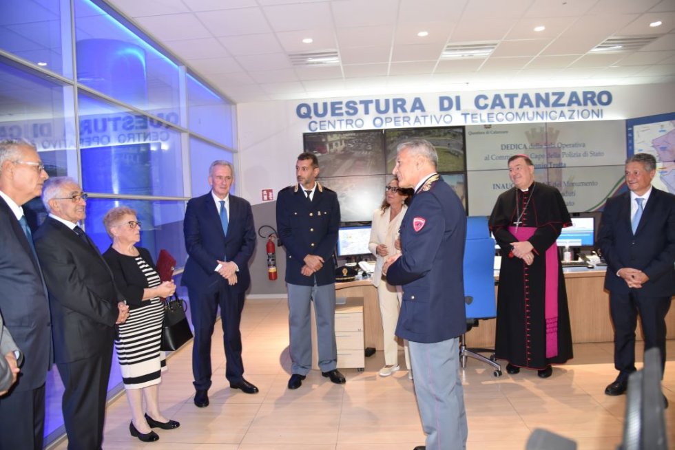 Alla memoria del giovane commissario toranese Antonio Trotta la sala operativa della Polizia di Catanzaro