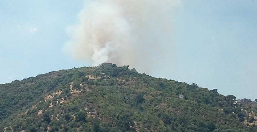 Vasto incendio nella montagna rossanese