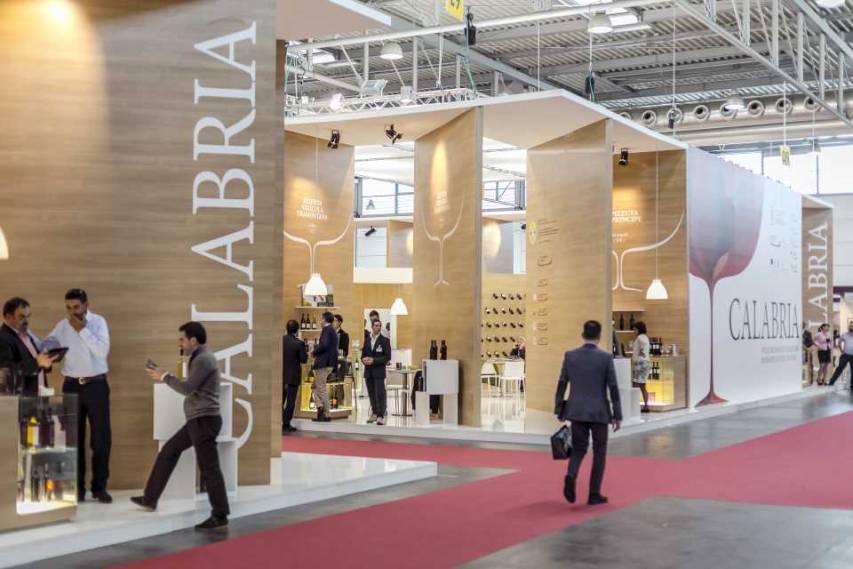 Oltre 20mila visitatori allo stande calabrese al Vinitaly