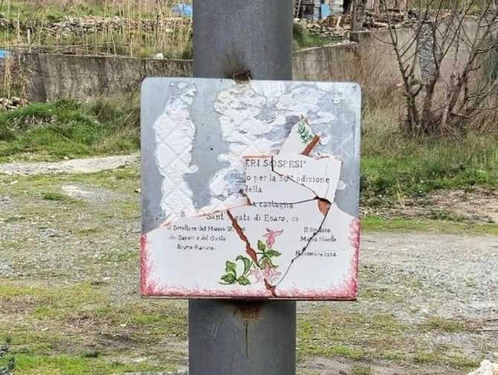 Sant'Agata d'Esaro, un atto vandalico al traliccio degli antichi mestieri