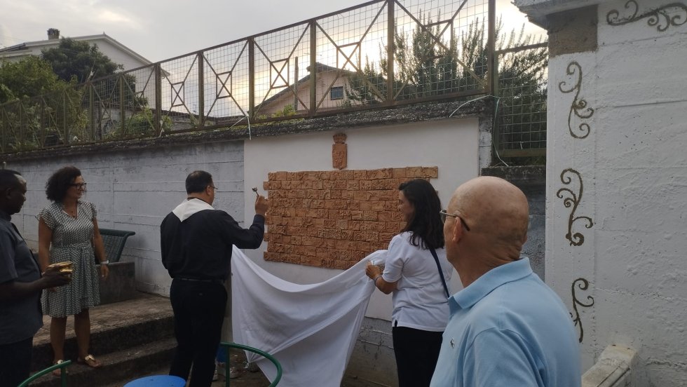 Inaugurato a Mongrassano Scalo il "Pannello dei ricordi" realizzato dagli alunni