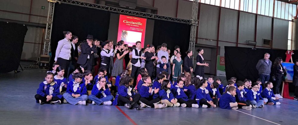 Terranova, gli studenti in scena col Musical “Cicciarèlle”