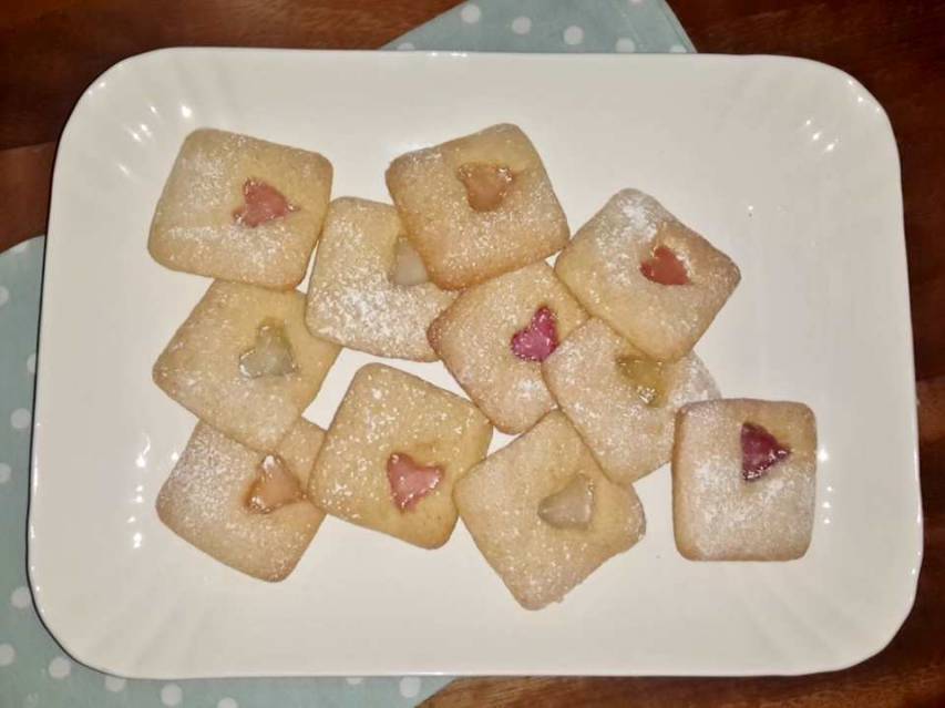 Biscotti con il cuore di vetro