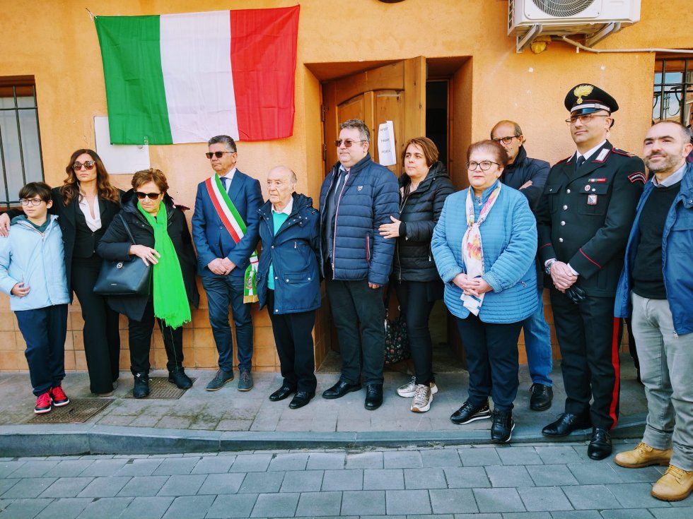 Inaugurata a Sartano la biblioteca internazionale "Migrantes" nel ricordo dell'Ambasciatore Micieli De Biase