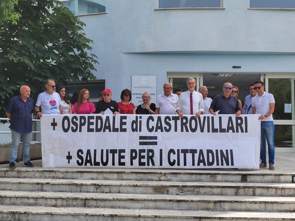 Ancora proteste per lo spostamento dei medici da Castrovillari a Corigliano