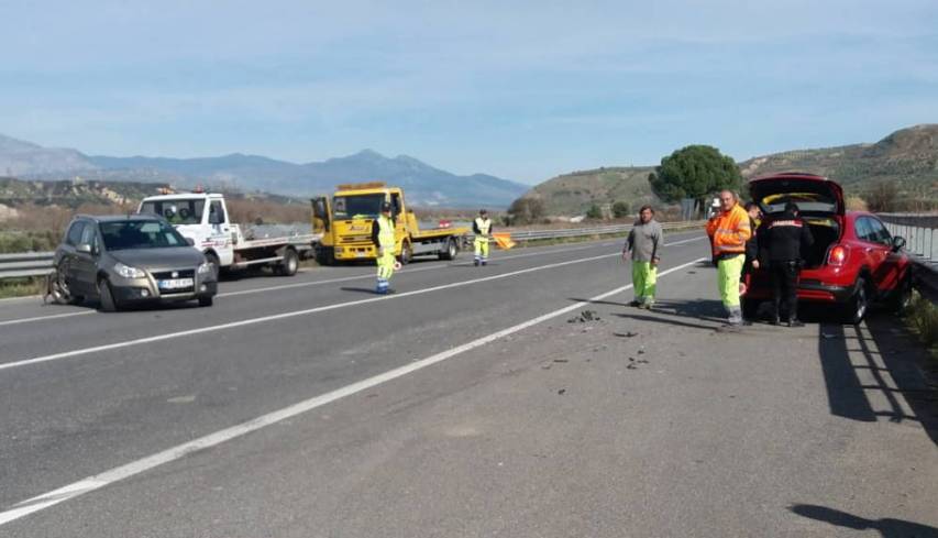 Incidente sulla Ss 283 allo svincolo di Tarsia