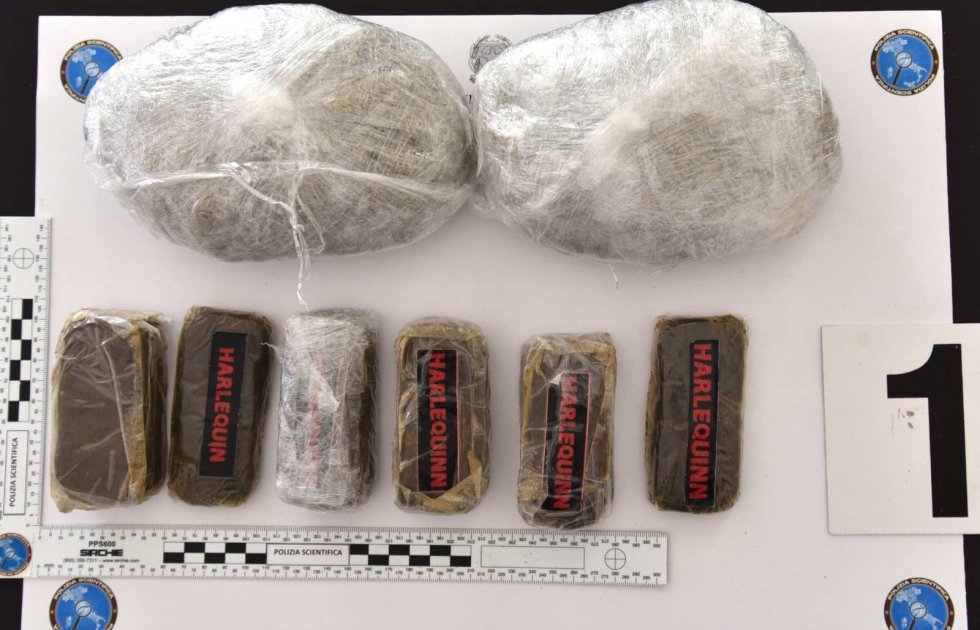 Operazione "Alto Impatto": sequestrati 700g di droga