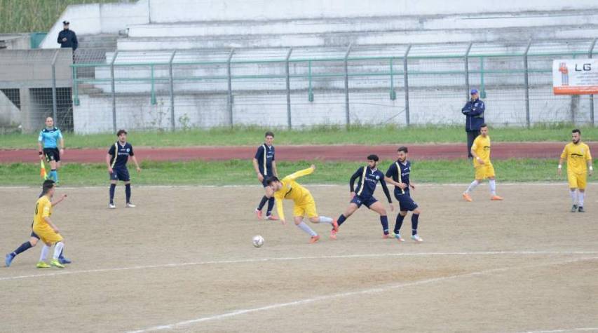 CALCIO ECCELLENZA - Finisce in pari il match fra Corigliano e Siderno