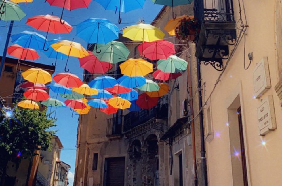 A Belsito la prima edizione del concorso "Balcone Fiorito"