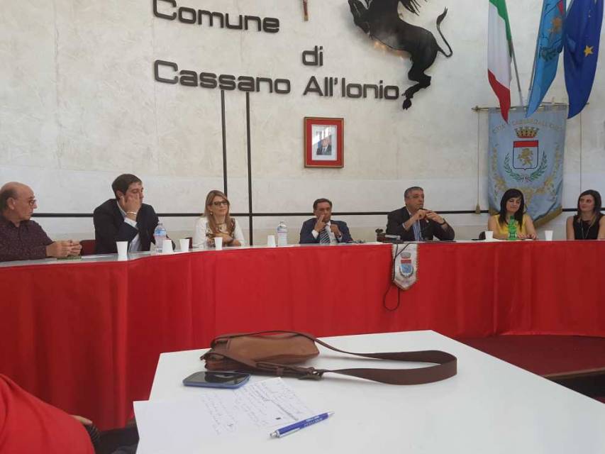 Presentata oggi la Giunta del sindaco Gianni Papasso a Cassano