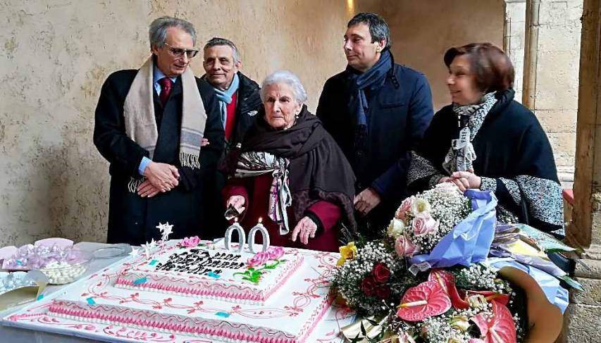 Festeggiati i 100 anni di nonna Carolina