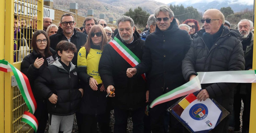 Grande partecipazione per l'intitolazione dello stadio a Gianfranco Lucchino