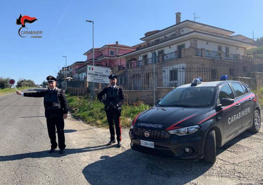 Arrestato 28enne a Spezzano per rapina pluriaggravata