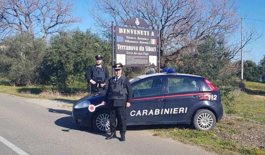 La pattuglia dei carabinieri di Terranova, guidata dal Luogotenente Porchia